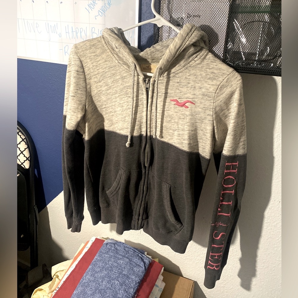 Hollister Zip Up
